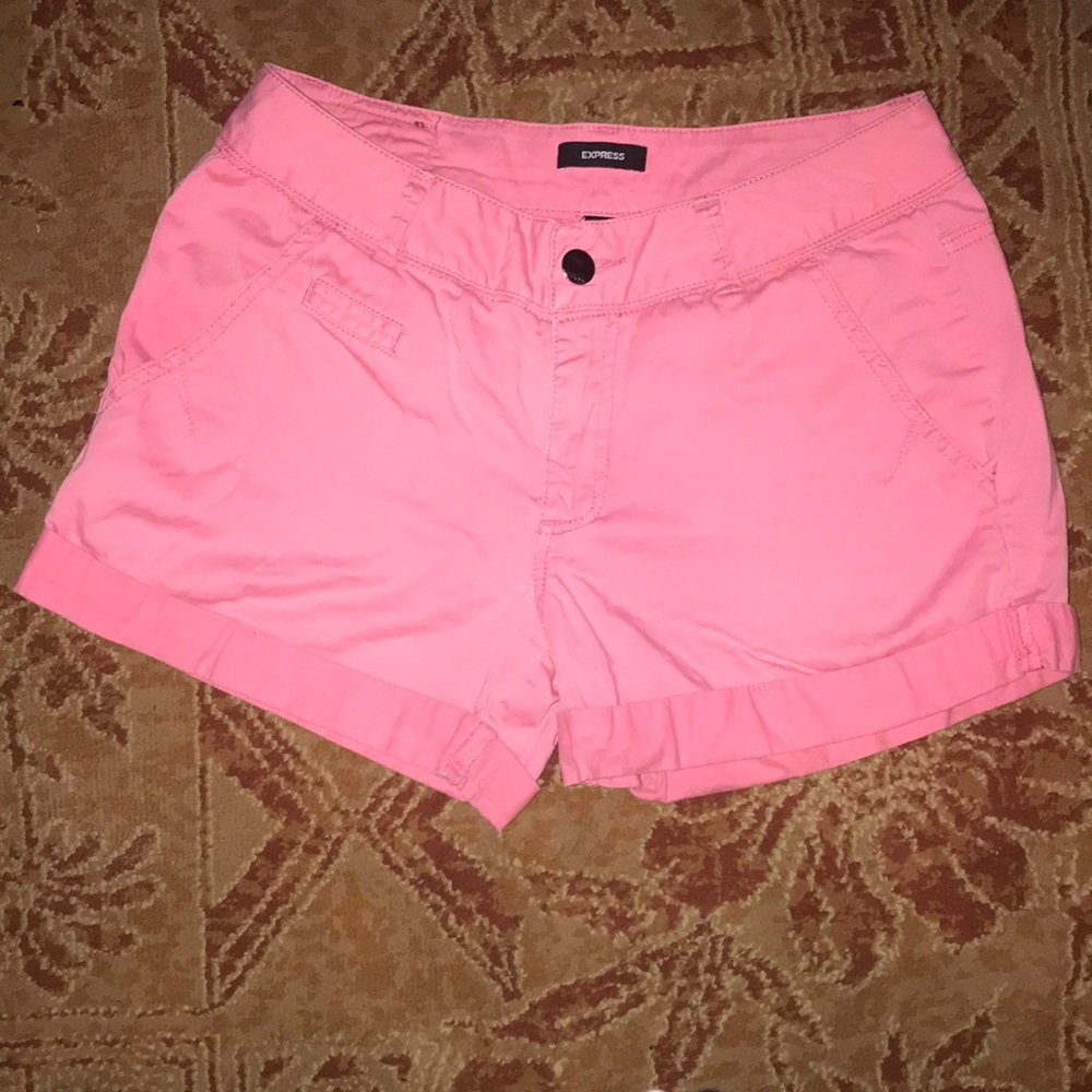 Express pink shorts size 6 great condition